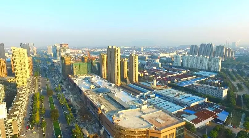 前11月，，，，，全县高端装备制造业完成产值103亿，，，，，实现较快生长