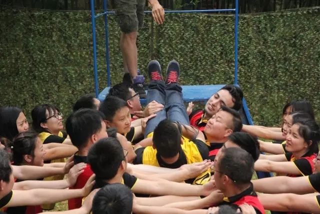 “向梦想出发” CA88销售团建活动完善绽放